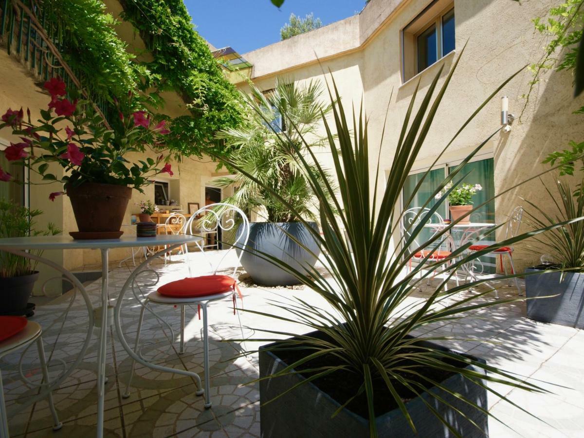Couette Et Cafe Hotel Montpellier Luaran gambar